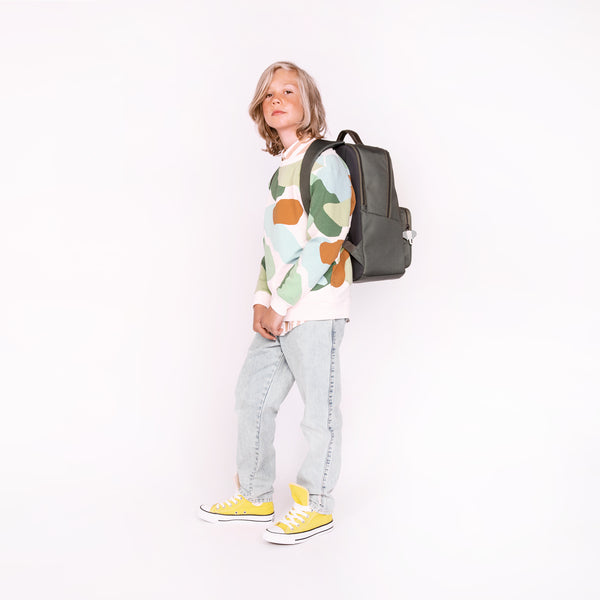 Trendy backpack for boys from 6 years. The New Bobbie Big Five is a rework of the classic Bobbie model. The perfect functional bag with an elegant twist.