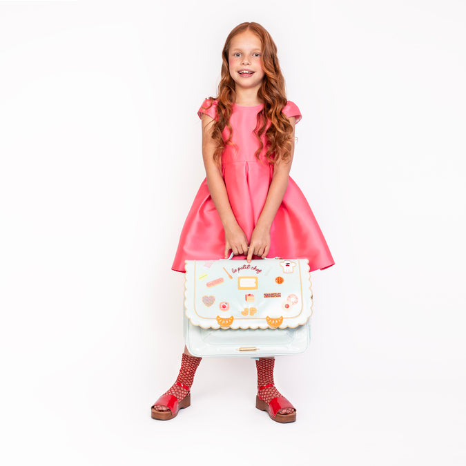 Child wearing Jeune Premier It Bag Midi Le Petit Chef
