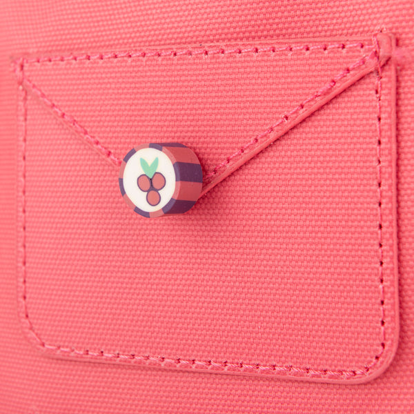 Trendy backpack for children from 6 years. The New Bobbie Candy is a rework of the classic Bobbie model.