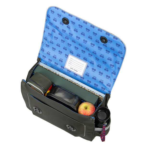 Trendy schoolbag for children from 6 to 8 years old. This Jeune Premier It Bag Midi Skate is a real back-to-school essential.