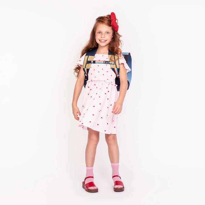 Check out the Jeune Premier bestseller: the It Bag Midi schoolbag is a true back-to-school essential. This light blue Unicorn Universe design is perfect for unicorn & rainbow lovers who want to stand out.