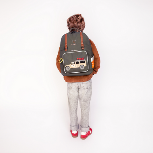 Trendy backpack for boys from 6 years. The Jeune Premier New Bobbie Camp Life is a rework of the classic Bobbie model. 