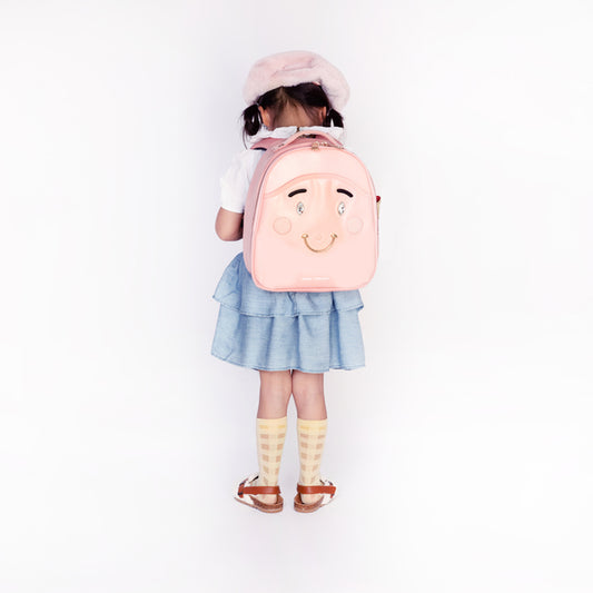 Ergonomic, trendy backpack for toddlers and preschoolers (from 2 years old). If you want your toddler to walk the road to independence, the Ralphie backpack is a key piece. 